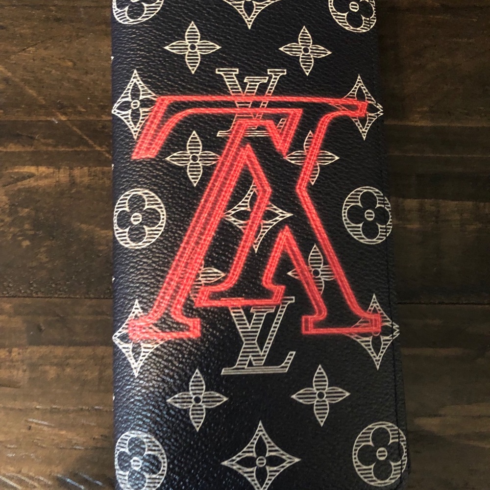 Louis Vuitton Brazza Wallet